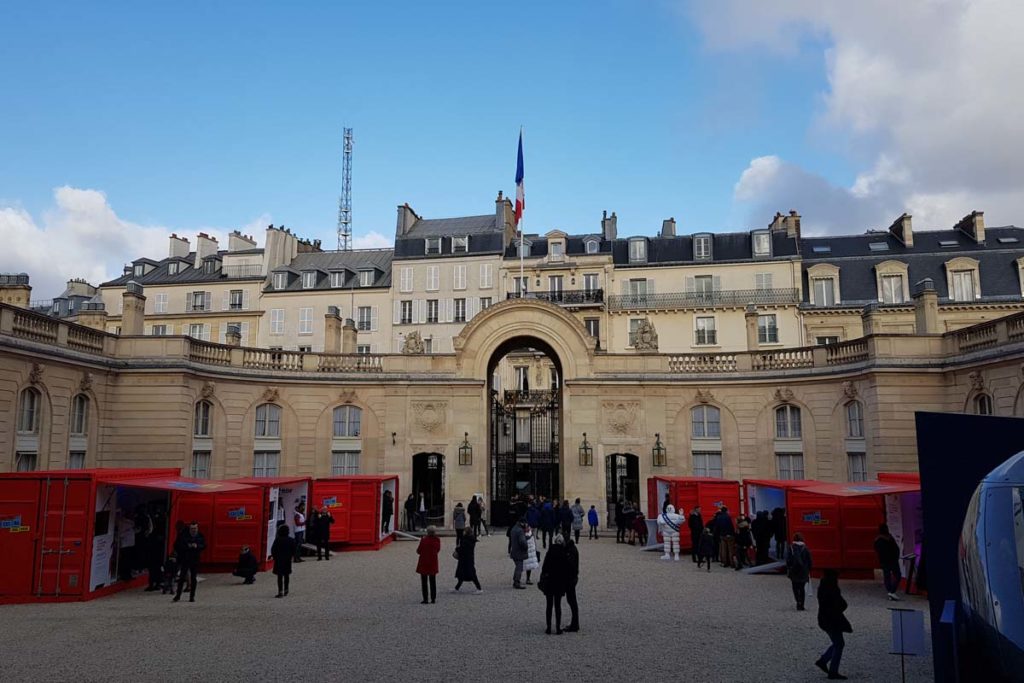 Cour d honneur Grande Exposition du Fabrique en France Palais de lElysee 19 janvier 2020